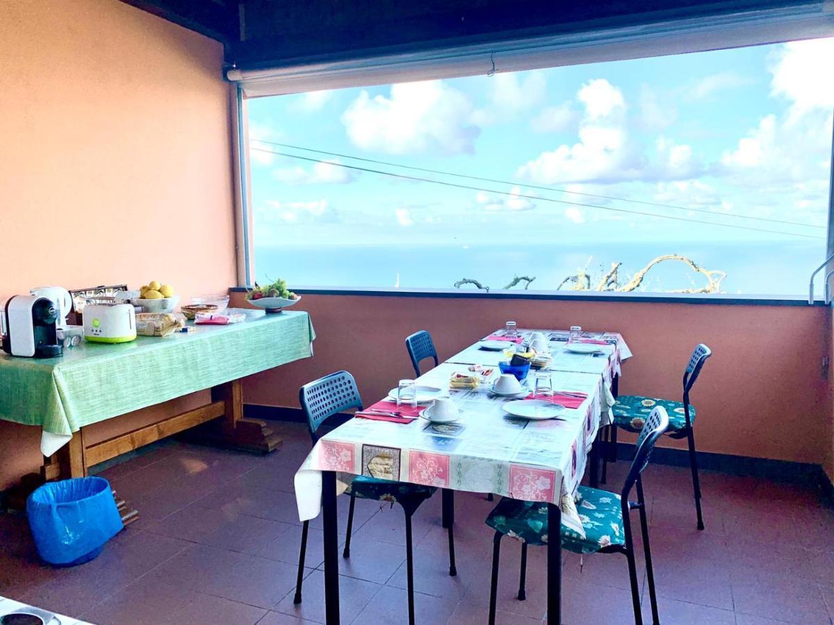 לינה וארוחת בוקר פייבה ליגורה Il Gabbiano Di Pieve מראה חיצוני תמונה